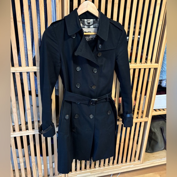 Burberry Black Trench Coat - Picture 3 of 15